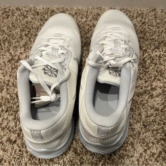 Nike Flex Men’s Running Shoes Size 12 | White & Silver | New in Box - Picture 4 of 11